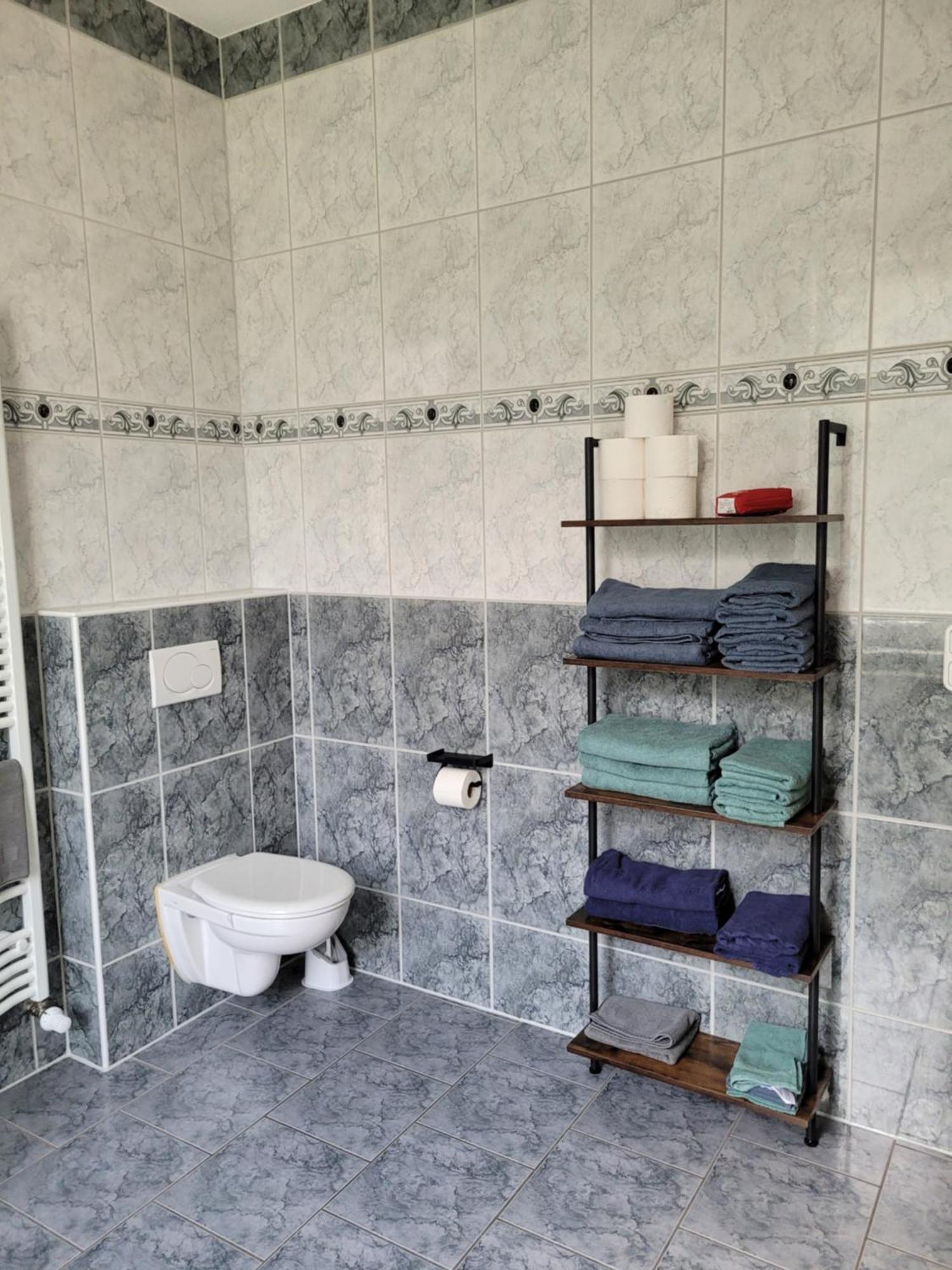 Eulennest Bis 10 Personen,Waesche,Reinigung,Parkplatz Inklusive,Kurtaxe Wird Extra Berechnet Appartement Altenau  Buitenkant foto